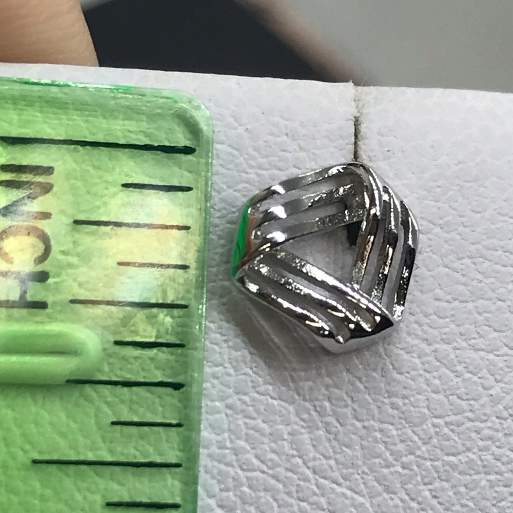 Sterling Silver 925 Stud Earrings - Picture 4 of 5